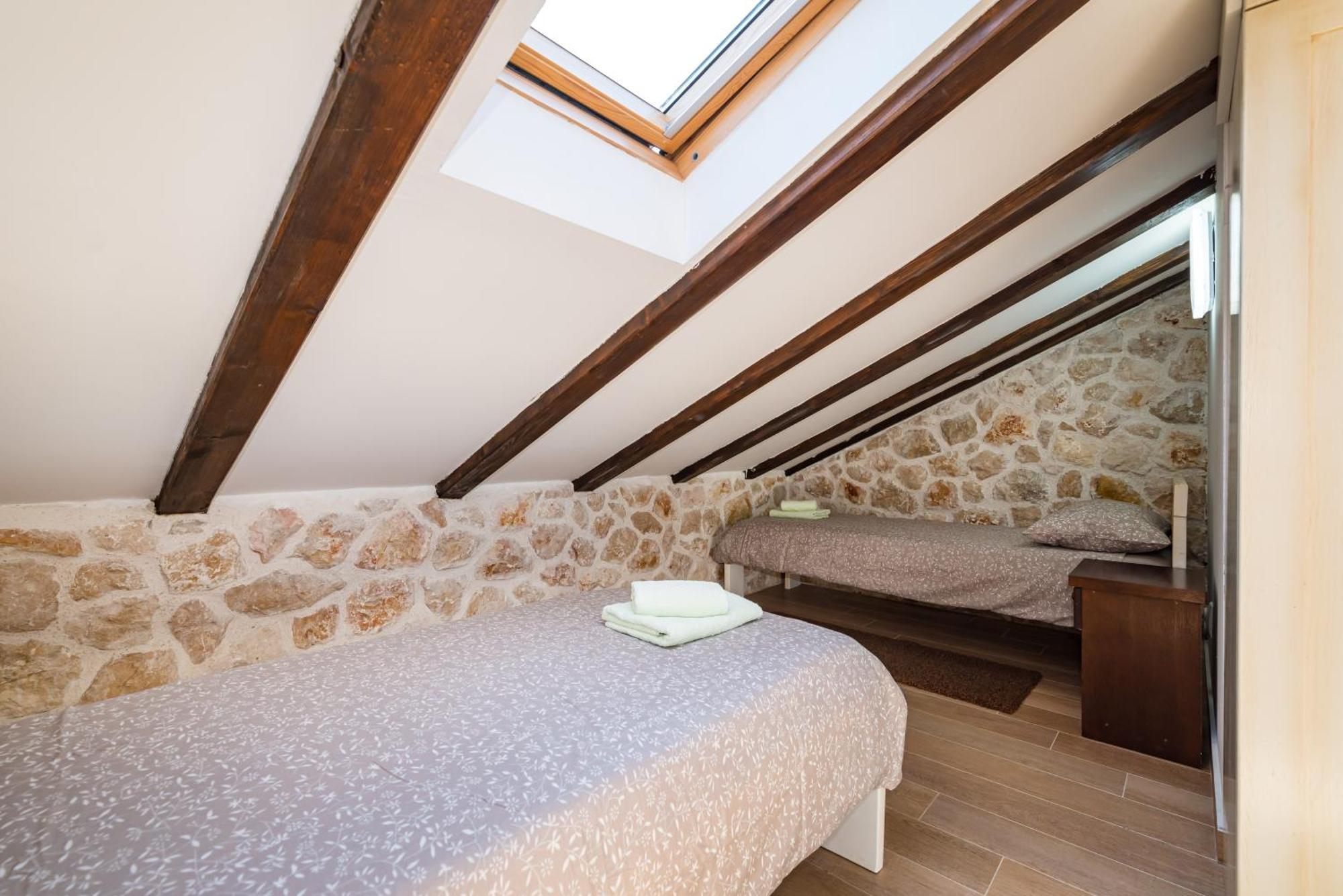 Stone House Villa Ražanac Exteriör bild