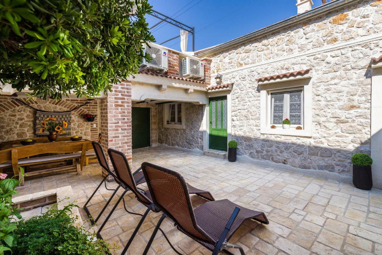 Stone House Villa Ražanac Exteriör bild